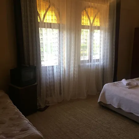 Hotel Ilhan 3*